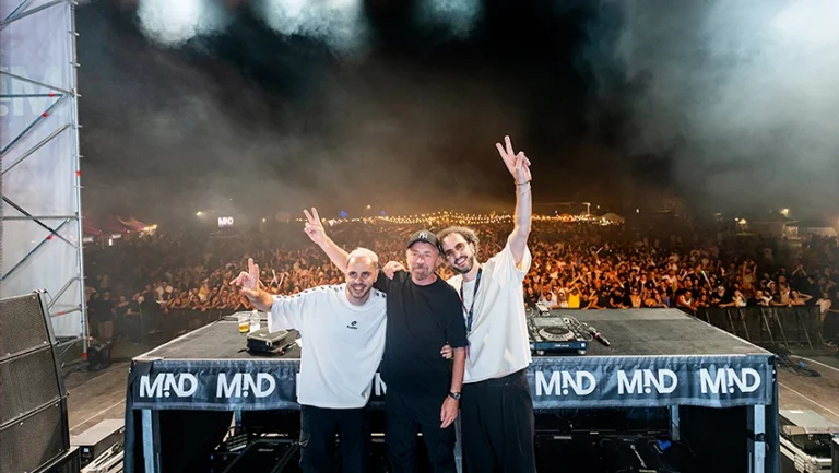 BENNY BENASSI b2b PARISI